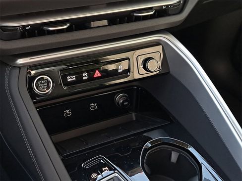 New 2025 Audi Q5 Premium Plus image 14