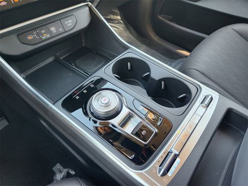 New 2026 Kia Carnival SX w/ SX Dark Edition Package image 15