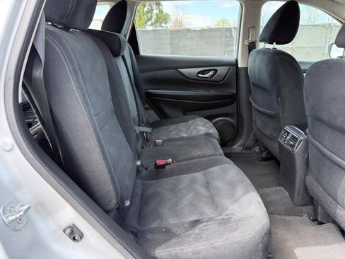 Used 2016 Nissan Rogue S AWD/4WD image 20