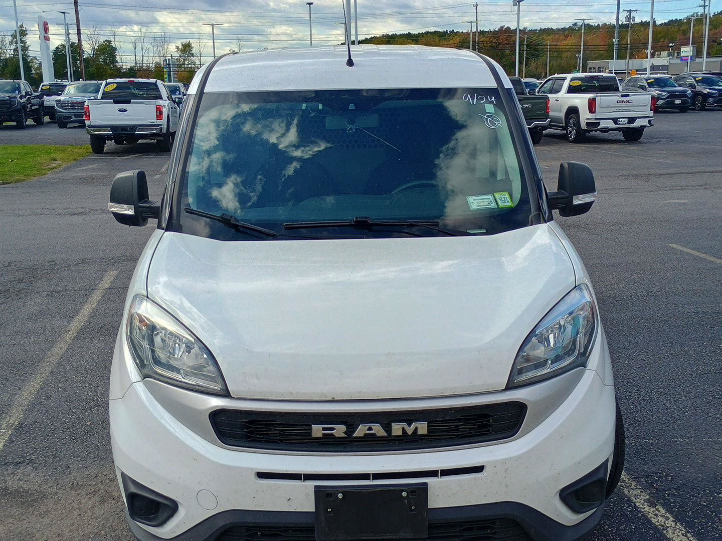 Used 2022 RAM ProMaster City Tradesman FWD image 2