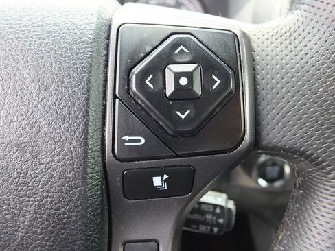 Used 2023 Toyota Tacoma TRD Sport RWD image 33