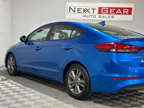 Used 2017 Hyundai Elantra SE FWD image 7