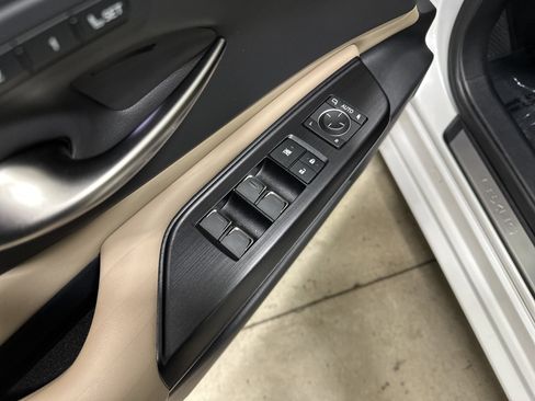 Certified 2021 Lexus ES 350 350 Luxury image 15