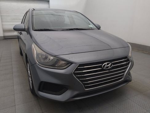 Used 2020 Hyundai Accent SE FWD image 13