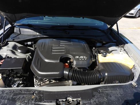 Used 2018 Dodge Charger GT AWD/4WD image 19