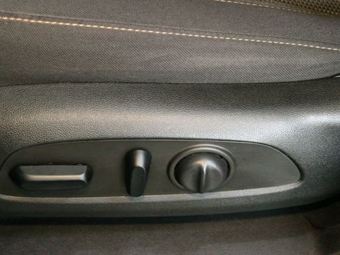 Used 2021 Chevrolet Traverse LT w/ LPO, Floor Liner Package AWD/4WD image 20