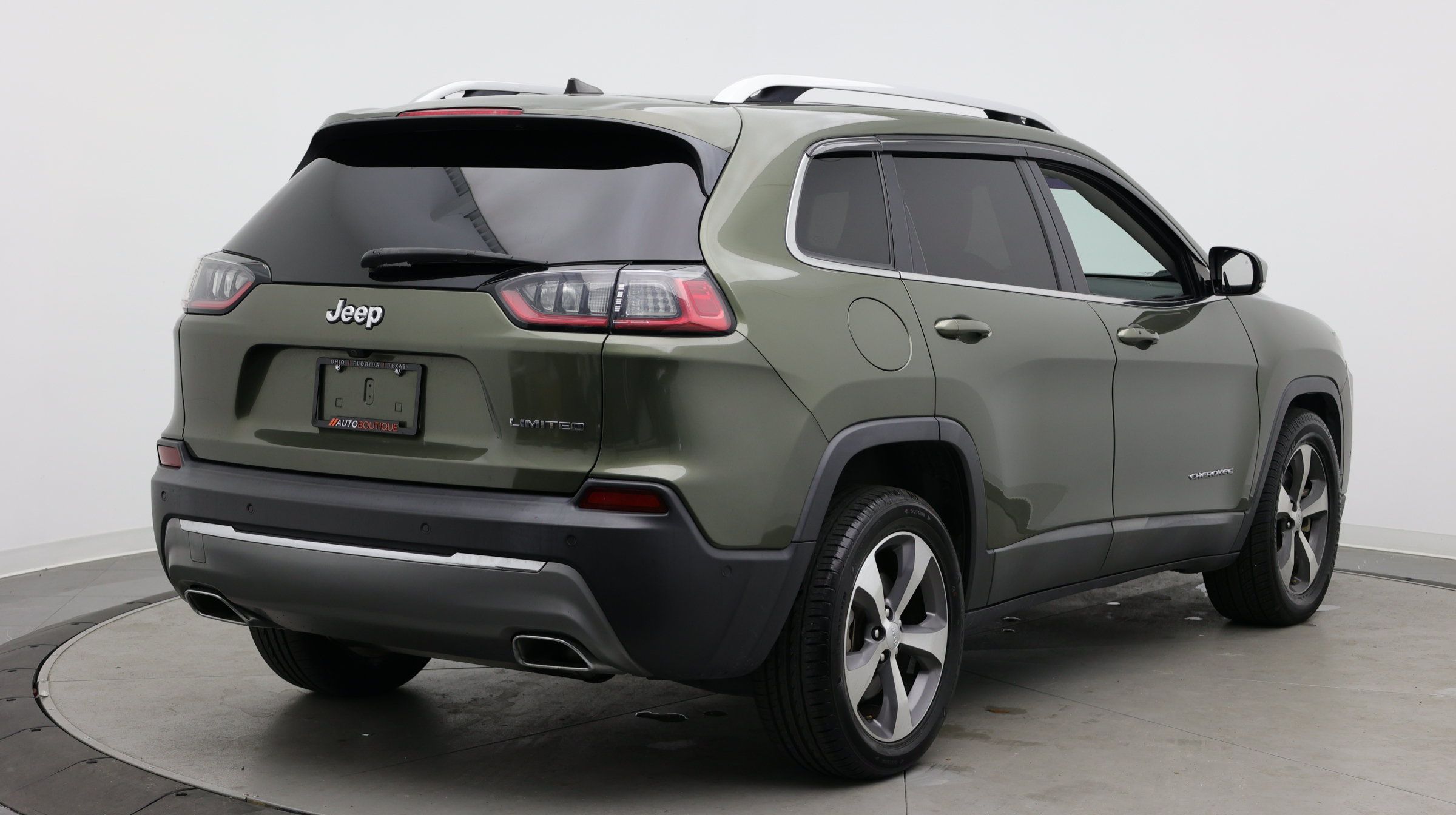 Used 2021 Jeep Cherokee Limited FWD image 7