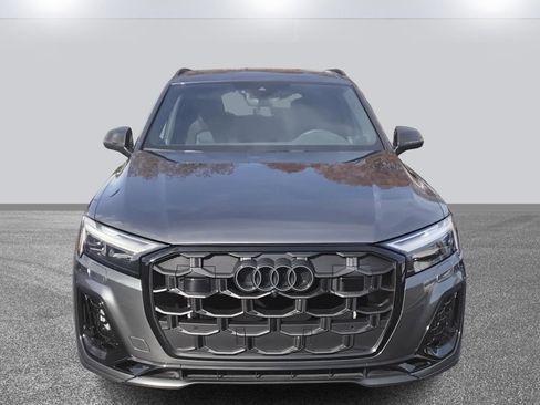 Certified 2025 Audi SQ7 Premium Plus w/ Executive Package image 2