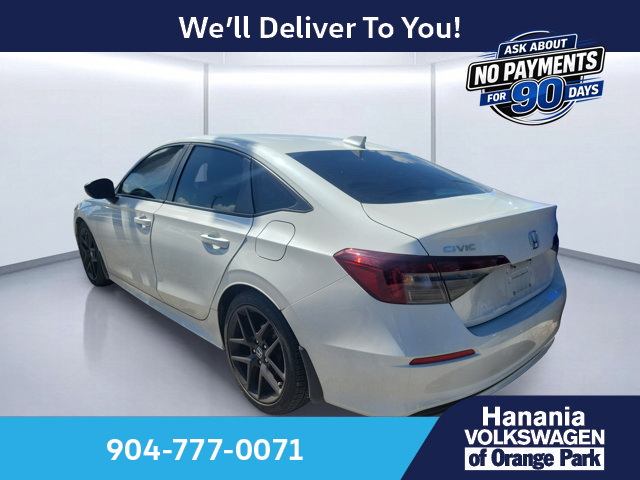 Used 2025 Honda Civic Sport image 3