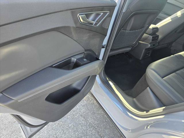 Used 2023 Audi Q4 e-tron Premium Plus w/ Premium Plus AWD/4WD image 18