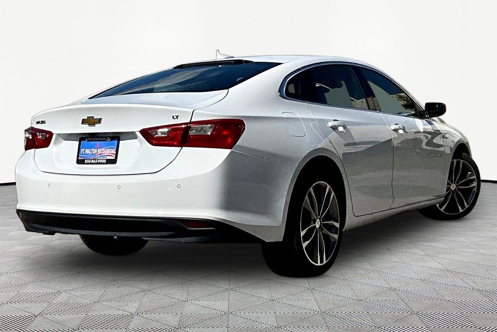 Used 2025 Chevrolet Malibu LT FWD image 7