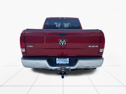 Used 2019 RAM 1500 Classic SLT AWD/4WD image 7