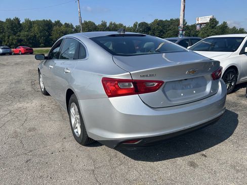 Used 2020 Chevrolet Malibu LS image 4