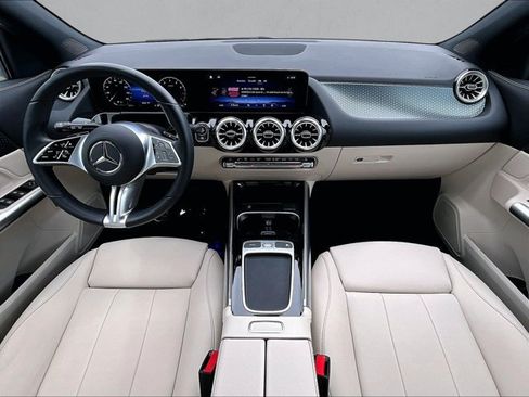 Used 2024 Mercedes-Benz GLA 250 image 16
