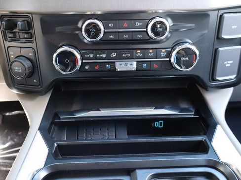 New 2026 Ford F350 4x4 Crew Cab DRW Super Duty image 10