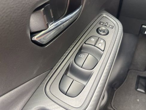 New 2025 Nissan Versa SV w/ Trunk Package image 29