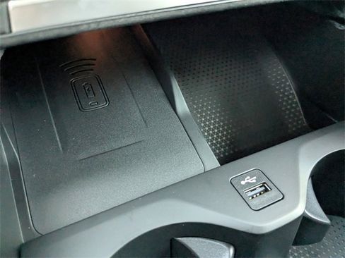 New 2026 BMW X5 xDrive40i w/ Climate Comfort Package image 27