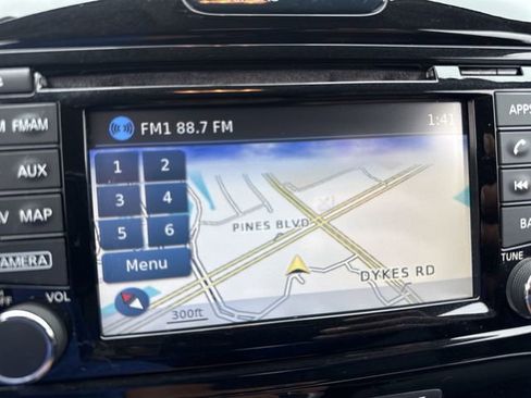 Used 2015 Nissan Juke SL image 18