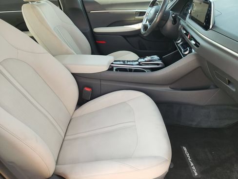 Used 2023 Hyundai Sonata SEL w/ Convenience Package FWD image 13