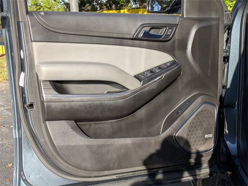 Used 2020 Chevrolet Tahoe LT image 9