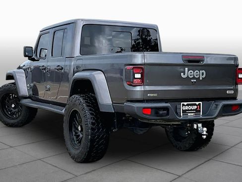 Used 2021 Jeep Gladiator Overland AWD/4WD image 12