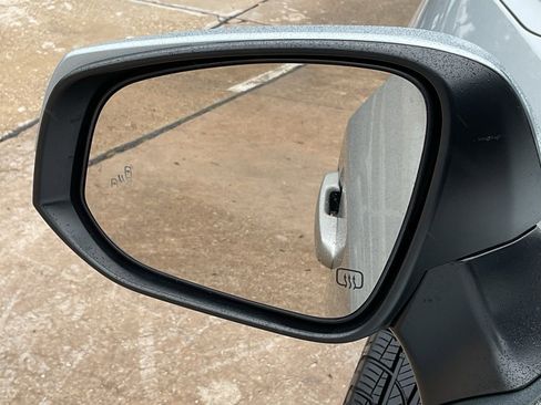 Used 2024 Toyota Grand Highlander XLE image 11