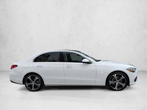 Used 2026 Mercedes-Benz C 300 Sedan image 4