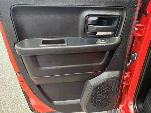 Used 2018 RAM 1500 Express AWD/4WD image 13