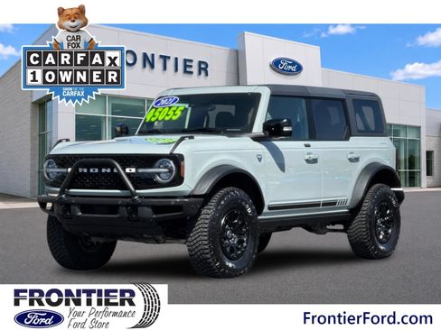 Used 2021 Ford Bronco First Edition AWD/4WD image 9