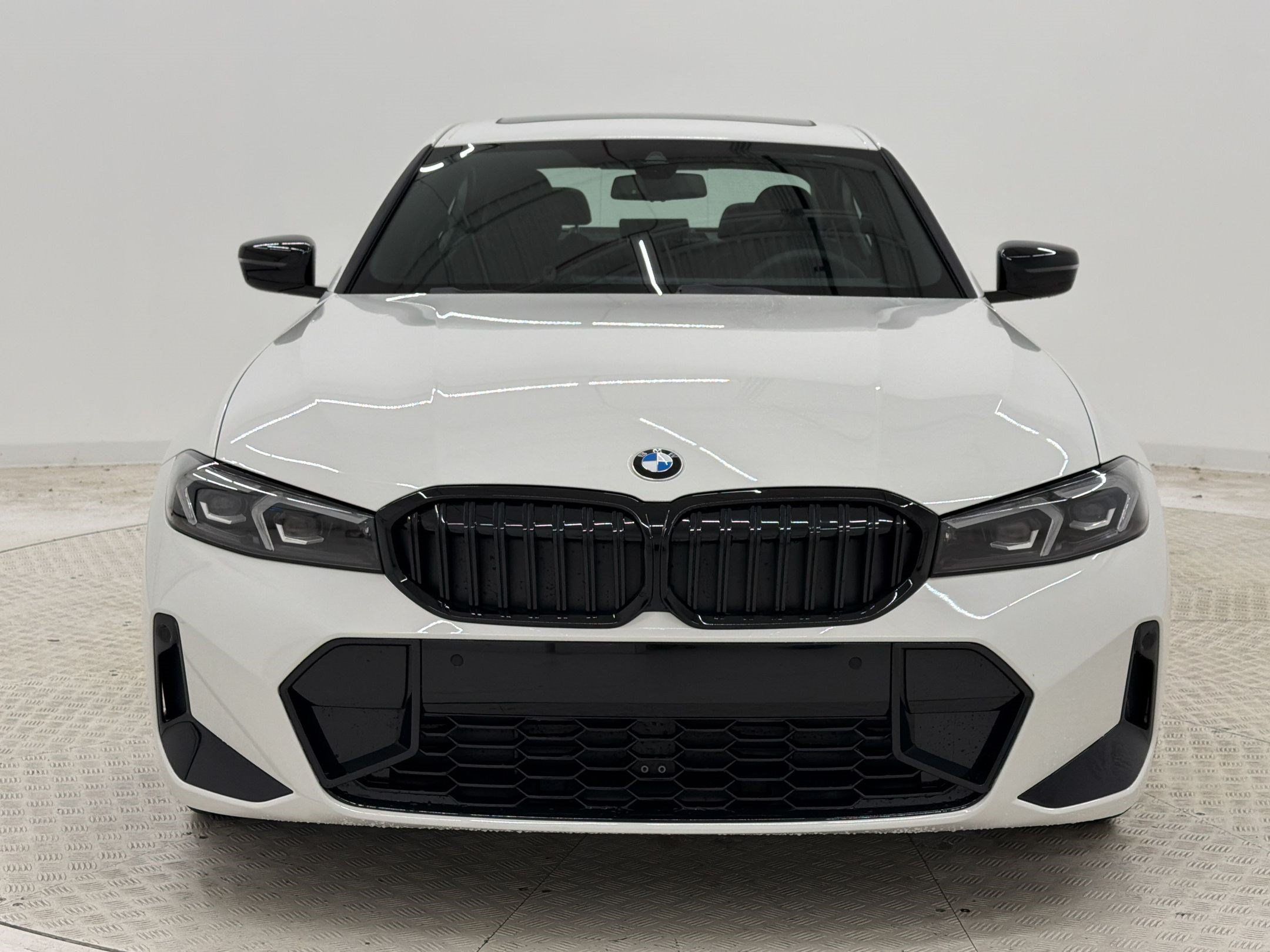New 2026 BMW 330i xDrive Sedan w/ M Sport Package AWD/4WD image 6