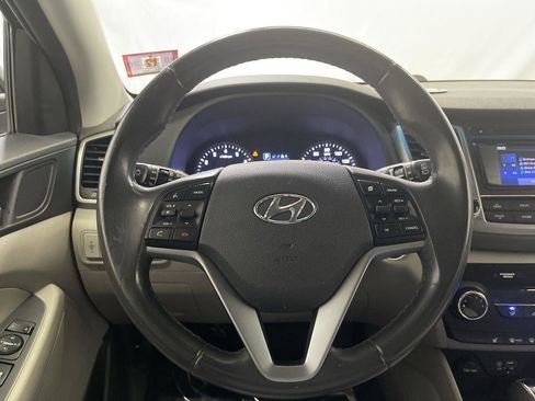 Used 2016 Hyundai Tucson Sport image 14