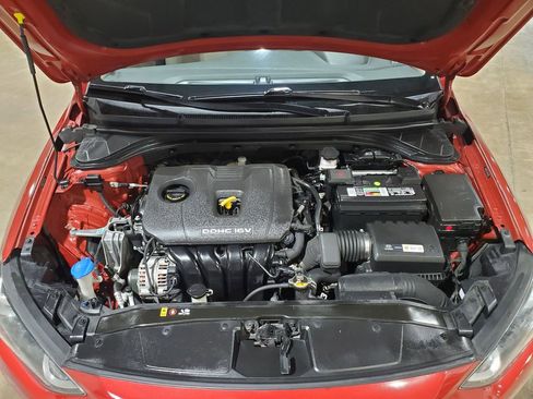 Used 2017 Hyundai Elantra SE w/ SE A/T Tech Package 03 FWD image 40