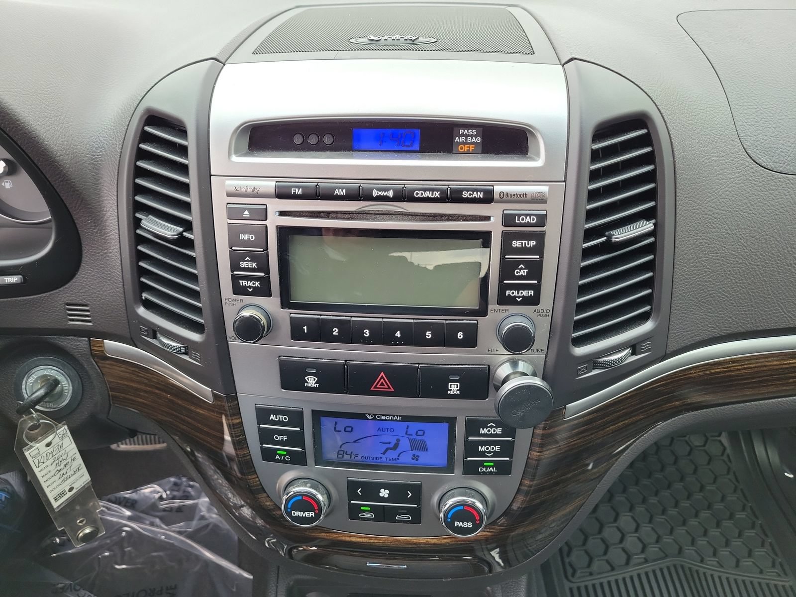 Used 2011 Hyundai Santa Fe Limited FWD image 26