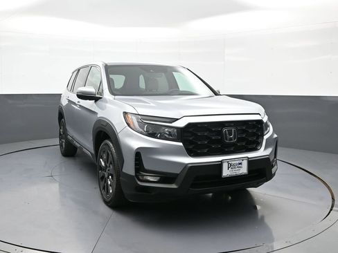 Used 2023 Honda Passport EX-L image 3