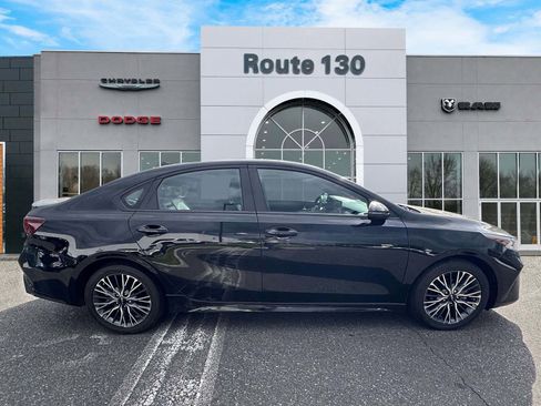 Used 2024 Kia Forte GT-Line FWD image 5