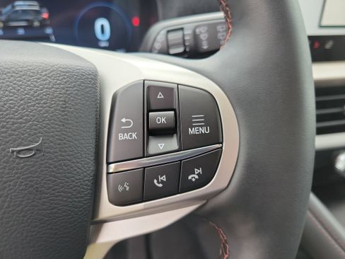 New 2026 Ford Explorer Active w/ Active Comfort Package AWD/4WD image 34