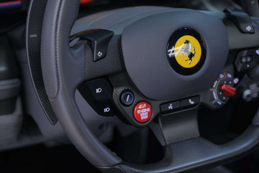 Used 2021 Ferrari F8 Tributo RWD image 44