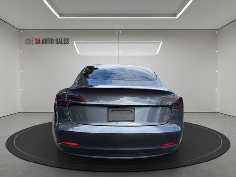 Used 2019 Tesla Model 3 Long Range image 4