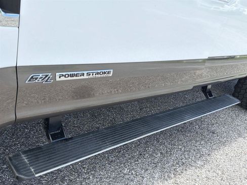 Used 2022 Ford F250 King Ranch w/ King Ranch Ultimate Package AWD/4WD image 12