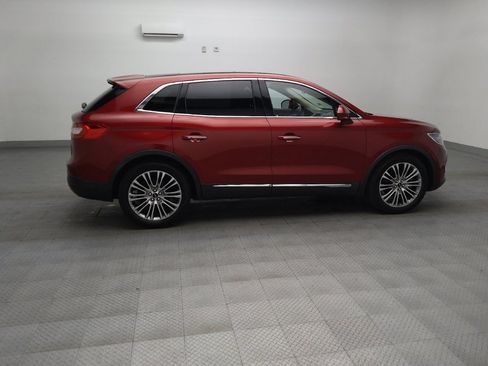 Used 2016 Lincoln MKX Reserve w/ Technology Package FWD image 10