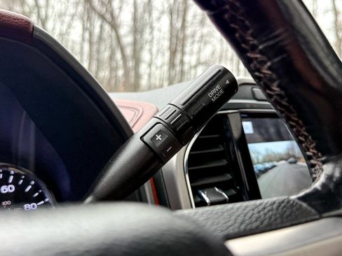 Certified 2022 Ford F350 Platinum w/ Tremor Off-Road Package image 42