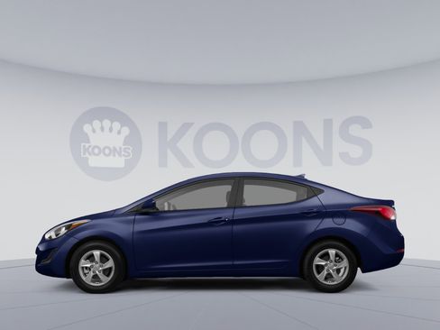 Used 2015 Hyundai Elantra Limited image 2