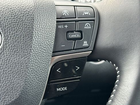 Certified 2025 Toyota Camry SE image 39