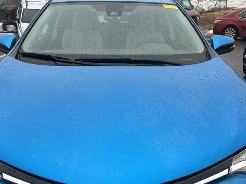 Used 2018 Toyota RAV4 XLE image 18