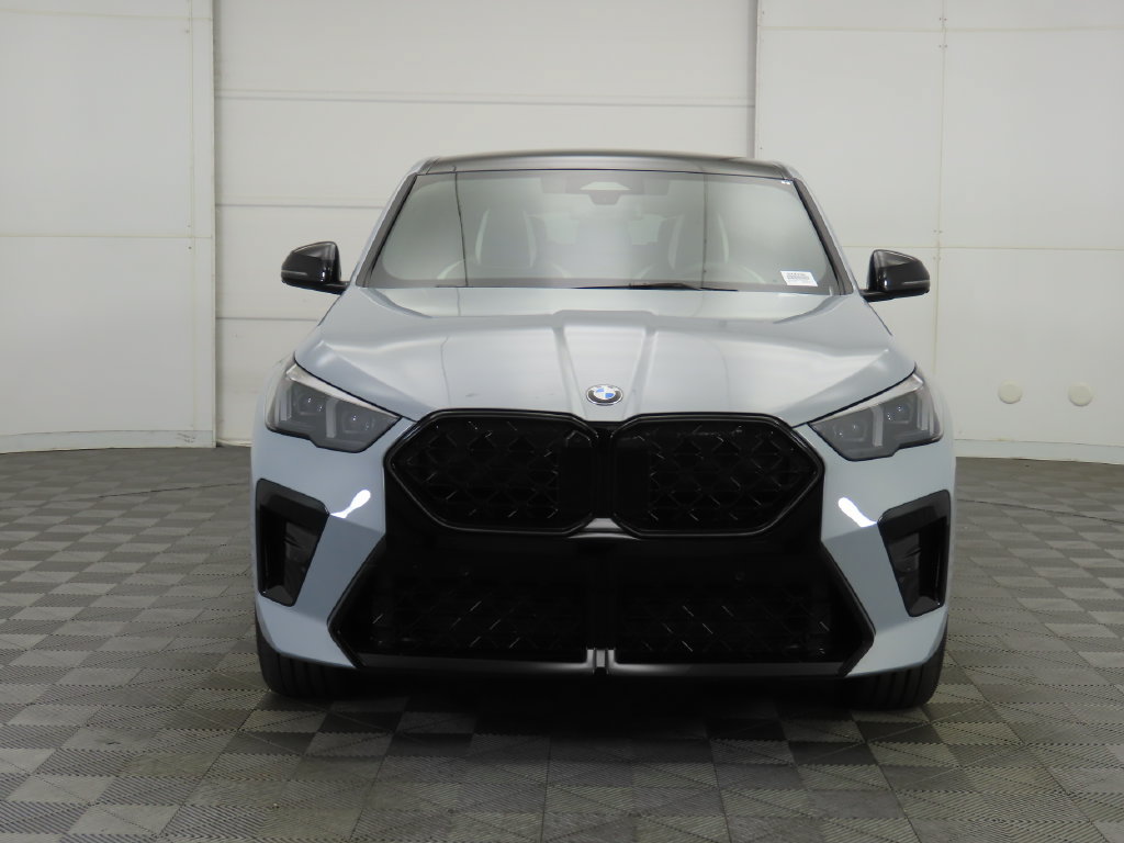 Certified 2026 BMW X2 xDrive28i w/ Technology Package AWD/4WD image 3