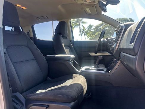 Used 2020 Chevrolet Colorado LT w/ Colorado RST Special Edition image 9