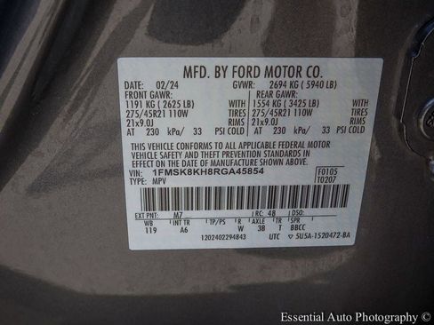 Used 2024 Ford Explorer ST-Line w/ Class IV Trailer Tow Package AWD/4WD image 30