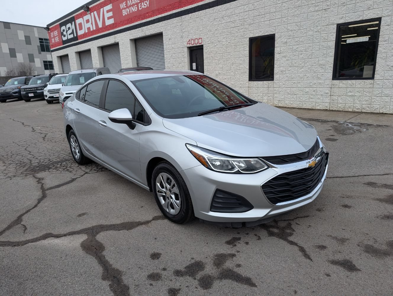 Used 2019 Chevrolet Cruze LS FWD image 4