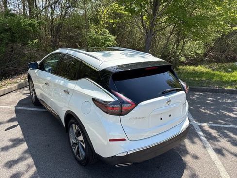 Used 2019 Nissan Murano SL w/ SL Technology Package AWD/4WD image 2