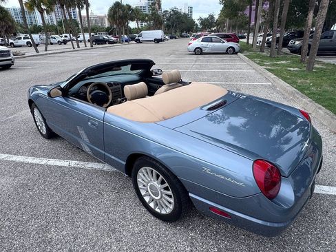 Used 2005 Ford Thunderbird 50th Anniversary RWD image 46